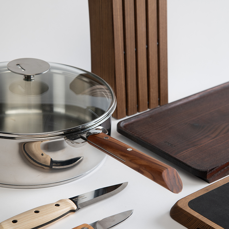 Discover Minelli's wooden solutions for kitchenware, homeware & food accessories, combining style with practicality. Contact us! - 1