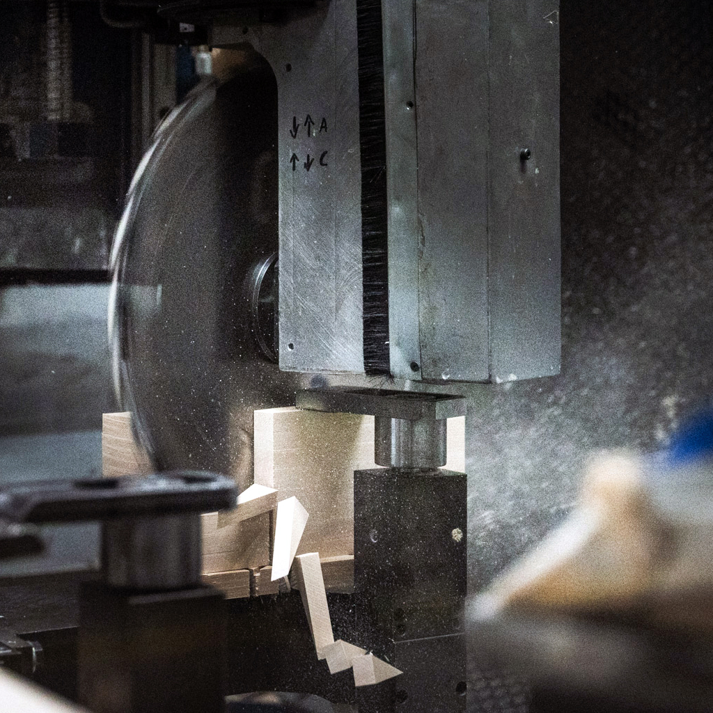 Minelli offers durable and sustainable wooden components, designed for a variety of industries and applications. Discover more about our solutions! - 2